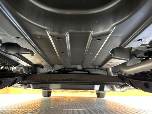 下回りがきれいなうちに、防錆加工の施工がオススメ。降雪地域はもちろん、沿岸部にお住いの方や、趣味でマリン・ウィンタースポーツをされる方にご好評いただいております。