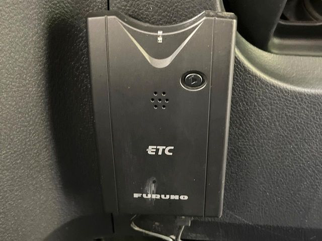 【ETC】高速道路の料金所をストレスなく通過!話題のスポットやサービスエリアに多い「スマートIC」利用時は必須のアイテムです。当店でセットアップを実施、ご納車当日からすぐにご利用いただけます!