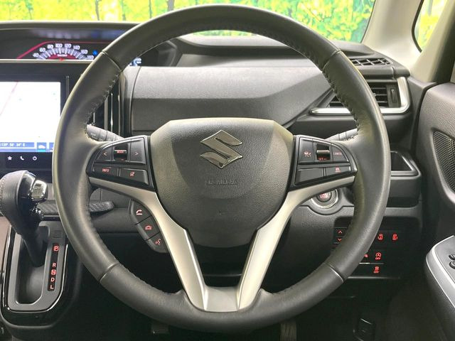 �y�X�e�A�����O�X�C�b�`�z�^�]���A�O������ڐ������炷���ƂȂ��A�I�[�f�B�I���̑��삪�\�ȕ֗��@�\!���S&���K�ȃh���C�u�����o���Ă���܂���