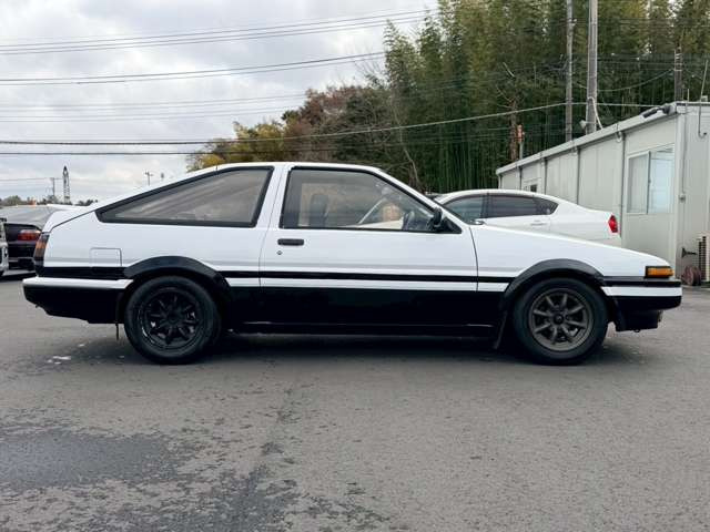 ���X�݌ɂ͊O���A�����N���[�j���O��ɓW�����A�����Ď��̏C�����̗L���A���[�^�[��������̗L������O�ҋ@�ւɂ�錟����S����{���Ă���܂��B�Ԍ��A�����A����h�������ЂőΉ��ł��܂��̂ł����S���������B