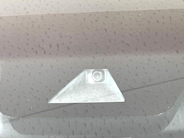 �y�g���^�Z�[�t�e�B�Z���X�z���s���ɑO���̎ԗ�����F�����A�Փ˂������Ȏ��͌x��ƃu���[�L�ŏՓˉ���Ɣ�Q�y�����A�V�X�g�B�����S�Ƀh���C�u�����y���݂��������܂��B