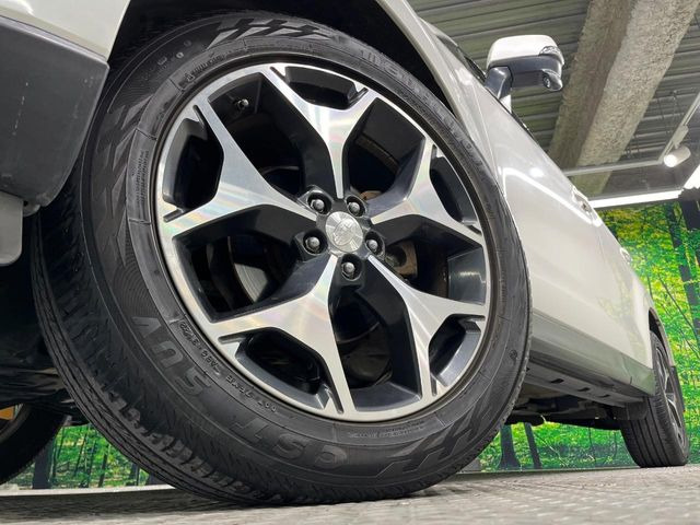 �y����18�C���`�A���~�z�C�[���z�O�ςɃ}�b�`���������A���~�z�C�[���𑕒����Ă���܂��B�e��ЊO�A���~�z�C�[����A�X�^�b�h���X�^�C�����戵�����Ă���܂��B���񂲑��k����������