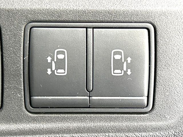 �y�����p���[�X���C�h�h�A�z�X�}�[�g�L�[��^�]�Ȃ̃X�C�b�`�Ō�ȗ����X���C�h�h�A�̊J���\���d��������͂����ăh�A���J����K�v�������A�����Ȃ��q�l�ł��ȒP�ɊJ���߂ł����K�ł���