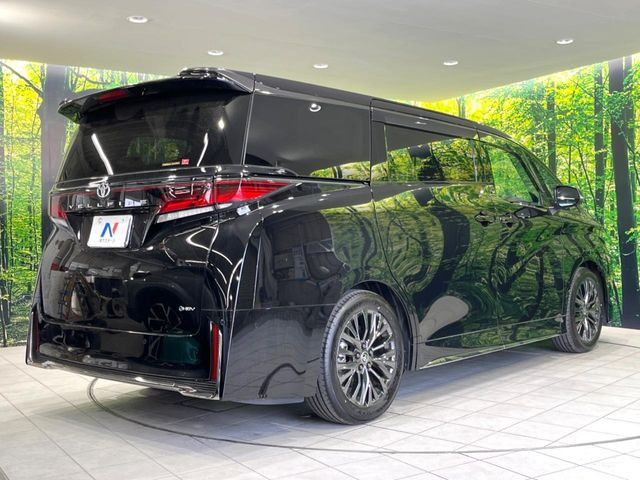 ☆全国のネクステージからお取り寄せが可能※!遠方の店舗に展示してあるクルマが気になる場合も、最寄りの店舗でご覧いただくことが可能です!是非私たちに要望をお聞かせください!※別途費用