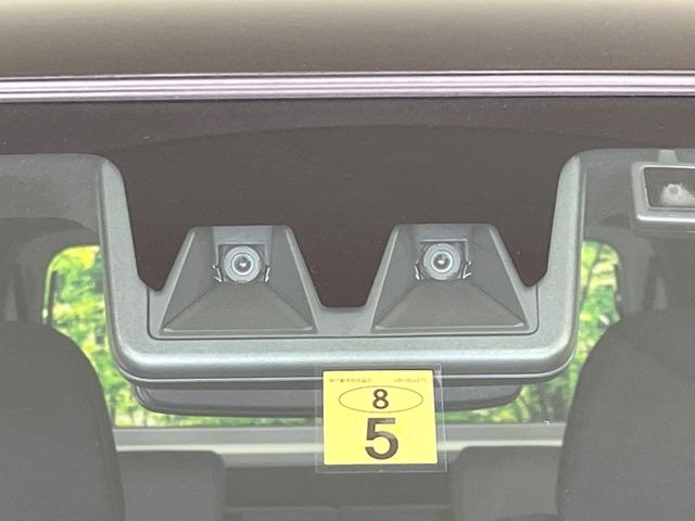 �y�X�}�[�g�A�V�X�g�z���s���ɑO���̎ԗ�����F�����A�Փ˂������Ȏ��͌x��ƃu���[�L�ŏՓˉ���Ɣ�Q�y�����A�V�X�g�B�����S�Ƀh���C�u�����y���݂��������܂��B