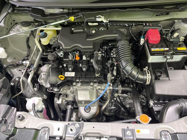 親切・丁寧な専門メカニックスタッフが応対!・車検・点検整備・事故等の修理などアフターサービスも安心。お車のカスタマイズもネクステージのサービススタッフまでご相談ください!