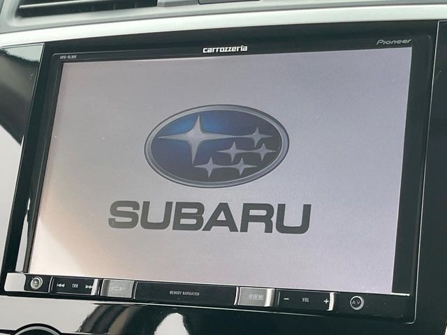 �y�����i�r�z�l�C�̏����i�r�𑕔����Ă���܂��B�i�r�̎g���₷���͂������A�I�[�f�B�I�@�\���[��!�L�����v�◷�s�͂������A�ʋ΂┃�����ȂǕ��i�̃h���C�u���y�����Ȃ�͂���