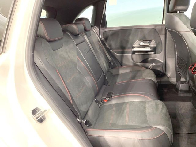 ���㕔���Ȃ��C�ɂȂ�悤�ȃL�Y�E�����ւ��蓙�A�傫�ȃ_���[�W�͂Ȃ��A�ǍD�ȏ�Ԃł��B