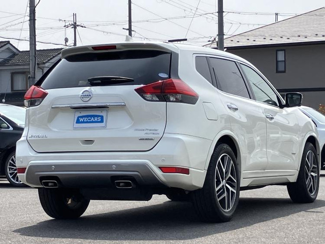 エクストレイル2.0 モード・プレミア ハイブリッド