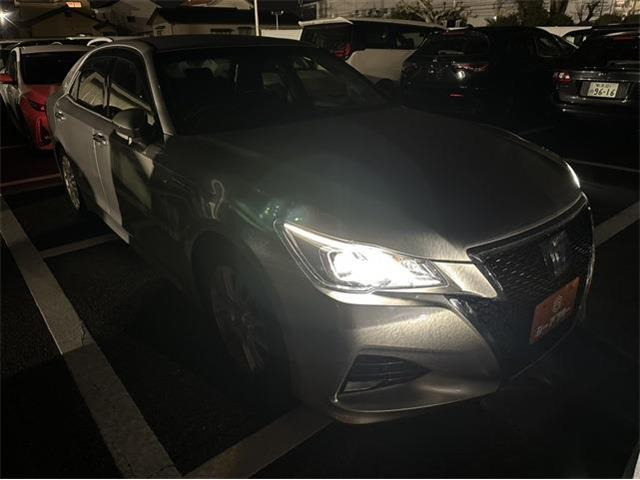 クラウンアスリートハイブリッド 2.5