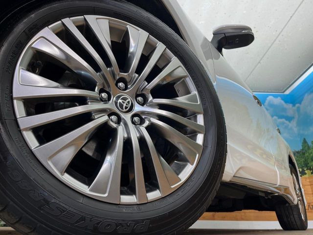 �y����19�C���`�A���~�z�C�[���z�O�ςɃ}�b�`���������A���~�z�C�[���𑕒����Ă���܂��B�e��ЊO�A���~�z�C�[����A�X�^�b�h���X�^�C�����戵�����Ă���܂��B���񂲑��k����������