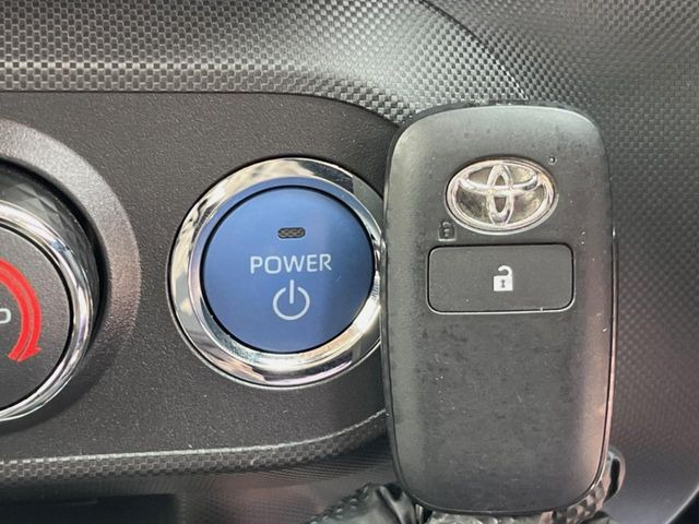 �y�X�}�[�g�L�[�z�J�o����|�P�b�g�ɓ��ꂽ�܂܂ł��h�A�̎{���E�������\�ȃX�}�[�g�L�[�𑕔��B�G���W���̃I���E�I�t�����J�M�����o���K�v����������Ƃ��Ă��֗��ł���