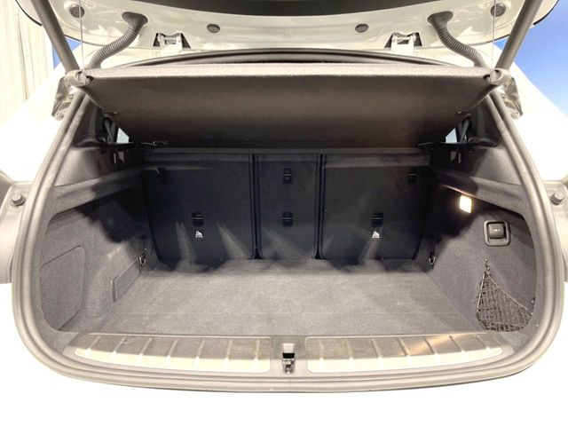 ���g�����N���[��:����L������e�X�y�[�X!���ꂾ���̍L��������΂��������⃌�W���[�Ȃǂɂ��œK�ł�!�g�p�������Ȃ����ꂢ�ȏ�Ԃ��ێ����Ă���܂��B