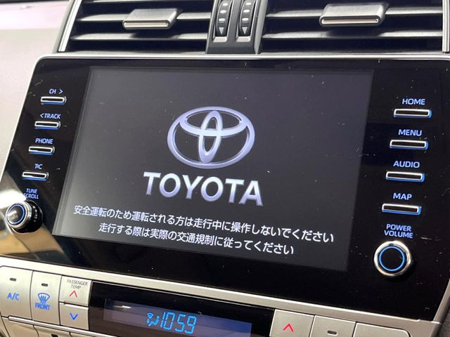 �y���[�J�[�����i�r�z�C���e���A�ɗn�����ރX�^�C���b�V���ȁu��p�݌v�v���[�J�[�i�r�𑕔��􎋔F���⑀�쐫�ȂǊ�{���\�ɂ��D��A���㎿�ȃJ�[���C�t�����y���݂��������܂��B