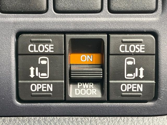 ヴォクシー2.0 ZS 煌