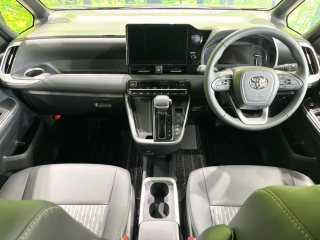 ノア1.8 ハイブリッド S-Z