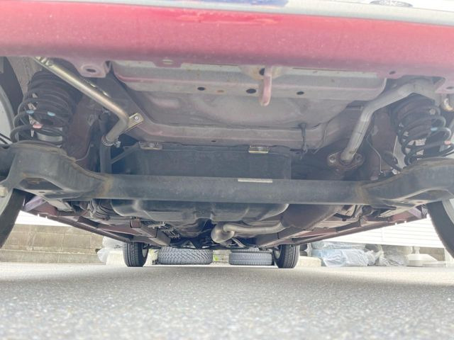 下回りがきれいなうちに、防錆加工の施工がオススメ。降雪地域はもちろん、沿岸部にお住いの方や、趣味でマリン・ウィンタースポーツをされる方にご好評いただいております。