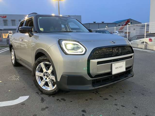 ミニカントリーマンE