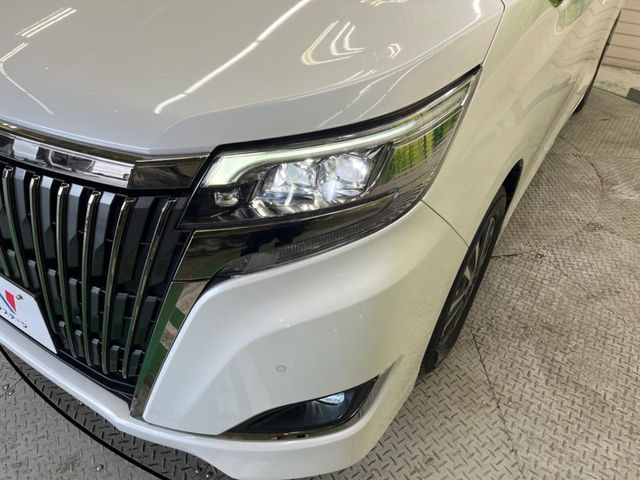 �yLED�w�b�h���C�g�z���V����ԑ��s�����ǍD�Ȏ��E���m�ۂ����S���ĉ^�]�ł��鍂�P�xLED�w�b�h���C�g�𑕔�!�_�����x�������A����d�͂��}�����Ă��܂��B