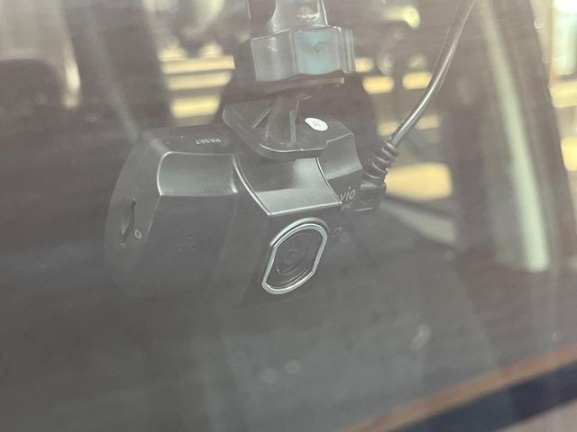 �y�h���C�u���R�[�_�[�z�h���C�u���R�[�_�[����!���s���͂������A������^�]�⎖�̂ɑ��������ہA�f���ŋL�^���A����̃��X�N�ɔ����܂��B���L�^�pSD�J�[�h�͂��q�l�����g�ł��������������K�v������܂��B