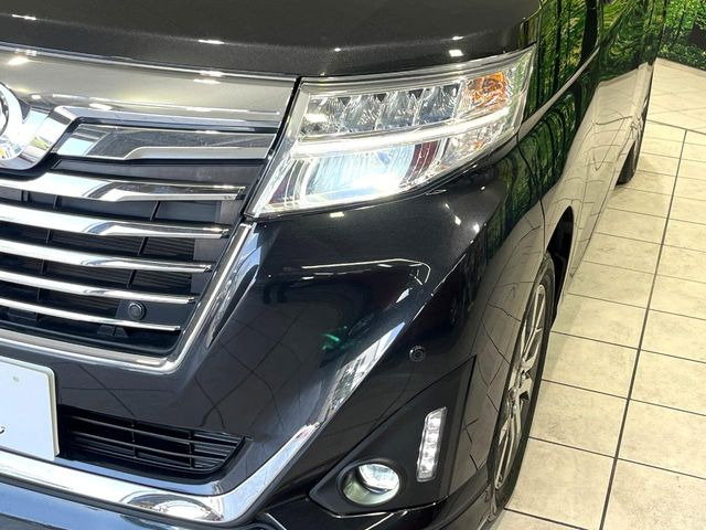 �yLED�w�b�h���C�g�z���V����ԑ��s�����ǍD�Ȏ��E���m�ۂ����S���ĉ^�]�ł��鍂�P�xLED�w�b�h���C�g�𑕔�!�_�����x�������A����d�͂��}�����Ă��܂��B