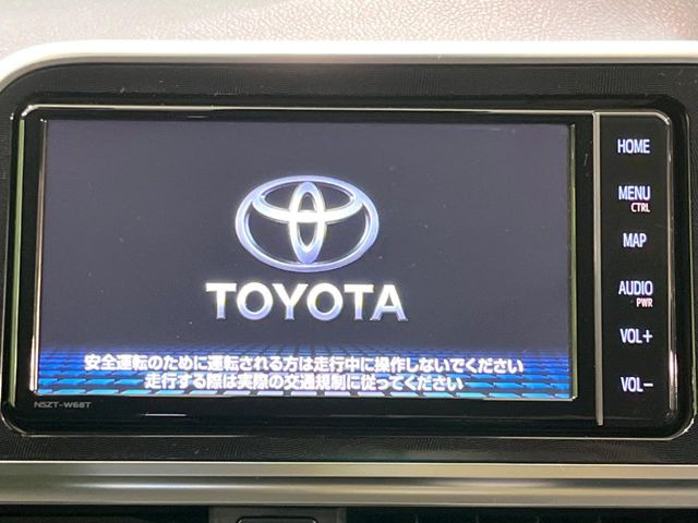 �y�����i�r�z�l�C�̏����i�r�𑕔����Ă���܂��B�i�r�̎g���₷���͂������A�I�[�f�B�I�@�\���[��!�L�����v�◷�s�͂������A�ʋ΂┃�����ȂǕ��i�̃h���C�u���y�����Ȃ�͂���