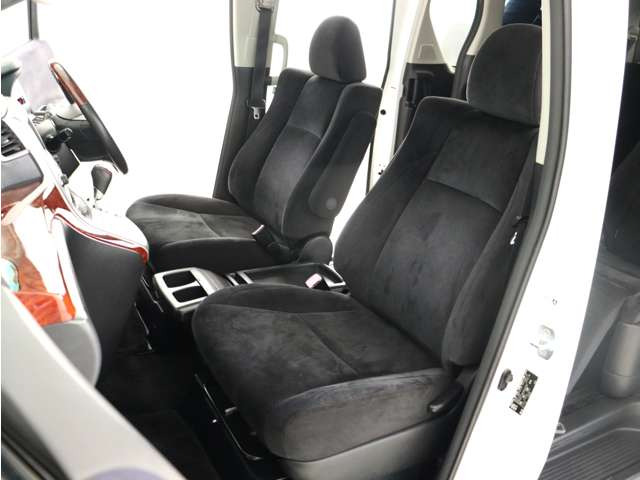 �ǉ��̂��ʐ^�⓮��ȂǁA���[����LINE�ł�����ł��܂�!�C�ɂȂ�_������΂ǂ�Ȃ��Ƃł����X�^�b�t�܂ł��\���t�������������v���ɂ��Ή������Ē����܂�!