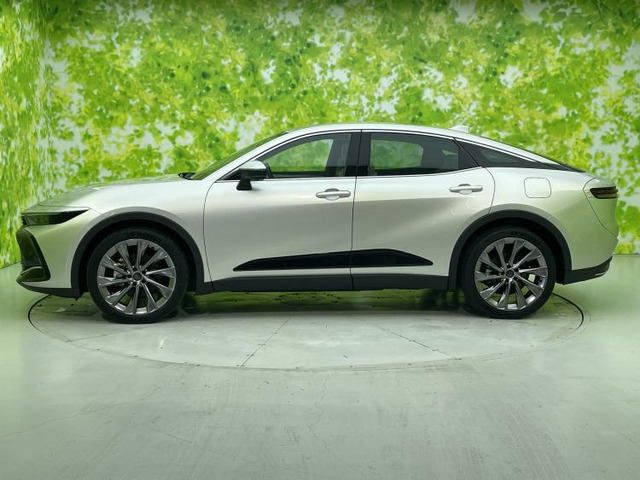 クラウンクロスオーバー2.5 G アドバンスト レザー パッケージ E-Four 4WD