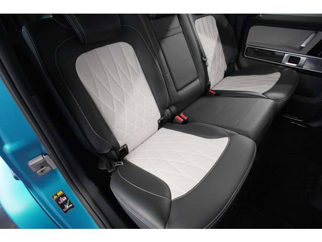 ��Ȃ͋����Ǝv��ꂪ���ł����A�����E�����Ƃ��\���ȃX�y�[�X���m�ۂ��Ă��܂��B