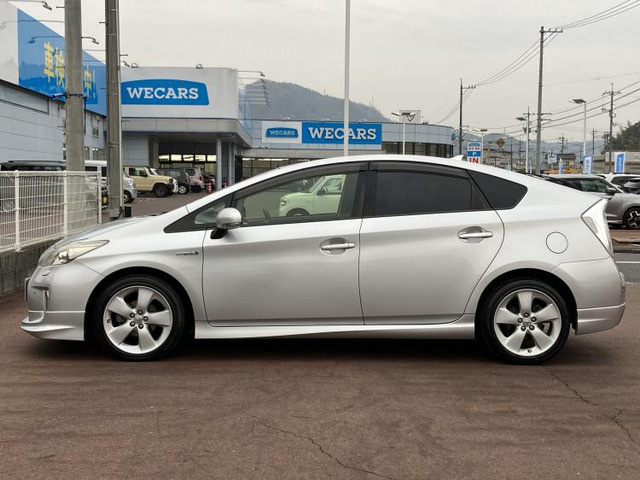 プリウス1.8 G ツーリングセレクション レザーパッケージ