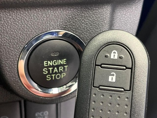 �y�L�[�t���[�V�X�e���z�J�o����|�P�b�g�ɓ��ꂽ�܂܂ł��h�A�̎{���E�������\�ȃX�}�[�g�L�[�𑕔��B�G���W���̃I���E�I�t�����J�M�����o���K�v����������Ƃ��Ă��֗��ł���