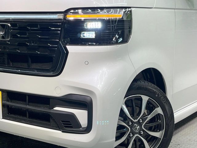 �yLED�w�b�h���C�g�z���V����ԑ��s�����ǍD�Ȏ��E���m�ۂ����S���ĉ^�]�ł��鍂�P�xLED�w�b�h���C�g�𑕔�!�_�����x�������A����d�͂��}�����Ă��܂��B