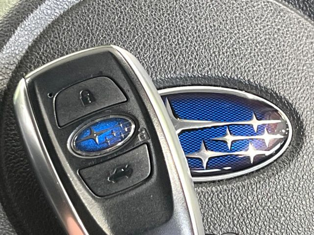 �y�A�N�Z�X�L�[&�v�b�V���X�^�[�g�z�J�o����|�P�b�g�ɓ��ꂽ�܂܂ł��h�A�̎{���E�������\�ȃX�}�[�g�L�[�𑕔��B�G���W���̃I���E�I�t�����J�M�����o���K�v�������A�{�^�����v�b�V�����邾����OK��