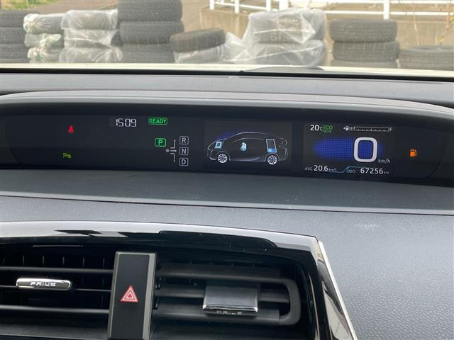 プリウス1.8 S セーフティ プラス