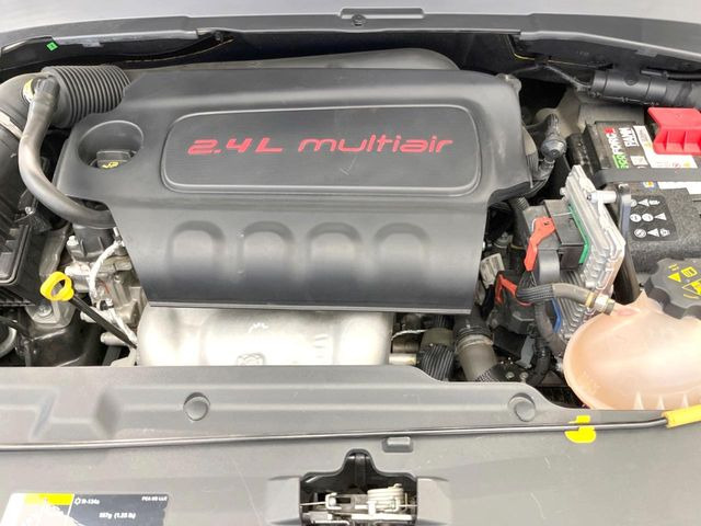 �����X�ł́A�e���[�J�[�̐�p�f�f�e�X�^�[�𓱓��B���Ǝ��i�����e�N�j�J���X�^�b�t���풓���Ă���܂��̂ŁA������̍ۂɂ����S���Ă����p���������܂��B