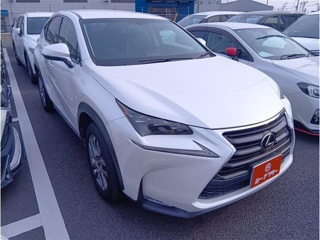 NX200t バージョンL