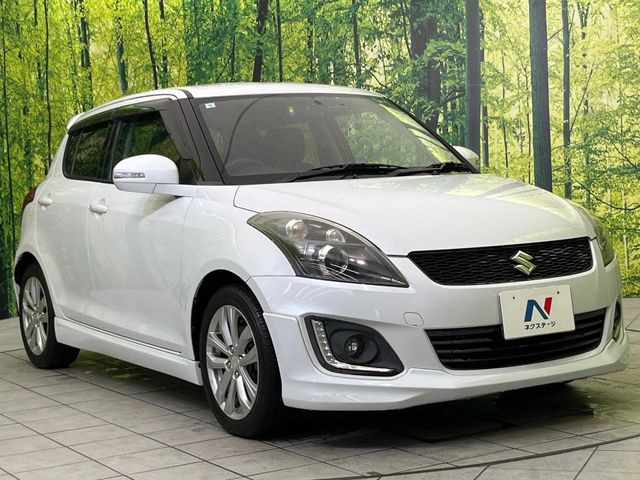 高透明度のガラス皮膜で撥水はもちろん、上質なツヤ・光沢を実現。紫外線や酸性雨から大切な愛車を保護し、色あせ・劣化を防止。「弾スプラッシュコート」、「弾プリミッサコート」からお選びいただけます。