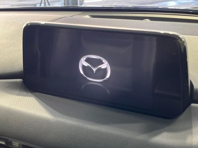 �y�}�c�_�R�l�N�g�i�r�z�ԓ��̕��͋C�Ƀ}�b�`������̌^�^�C�v�̃i�r�B�e����q�ݒ��Bluetooth�Đ����A�l�X�ȋ@�\���y���߂܂��B�����I�ȃ_�C�������삪�\�ŁA�g��������ǍD�ł��B