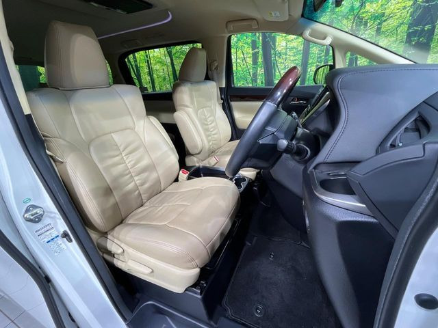 �y���烌�U�[�V�[�g�z����̂ӂ���肪�e�ՂŃ����e�i���X�����ȒP�ȁA�@�\���ɗD��鍇����v���̗p�����㎿�ȃV�[�g�ł��B����S�n���悭�A���������ӂ��S�n�ǂ��ԓ���Ԃ����o���Ă���܂��B