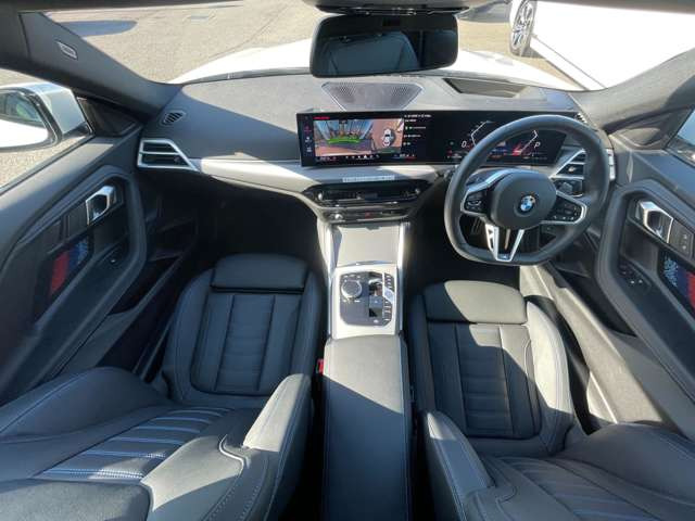 2シリーズクーペ220i Mスポーツ