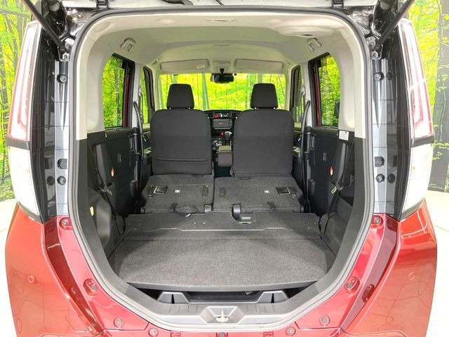 普段のお買い物や通勤、送迎等に十分な荷室スペースを確保しております。セカンドシートを倒すと、大きな荷物の積載も可能です♪