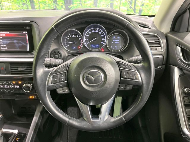 �y�����v�����X�e�A�����O�z�㎿�Ȋv���g�p���邱�ƂŁA��ɂ����������݂ƂĂ��^�]���₷���n���h���ł���