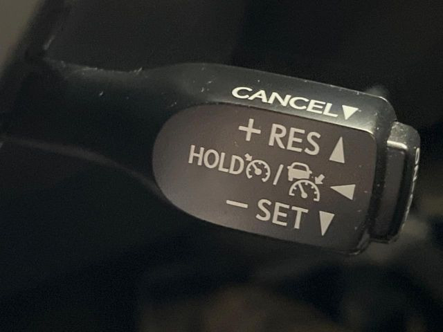 �y���[�_�[�N���[�Y�R���g���[���z�������H�ł̒��������s���y��!!�����ő��x��ۂN���[�Y�R���g���[�����A�Փˌy���V�X�e���ƘA�g���A�O���̎ԗ������m���ĎԊԂ�ۂ悤�ɑ��x���߂��Ă���܂�!!