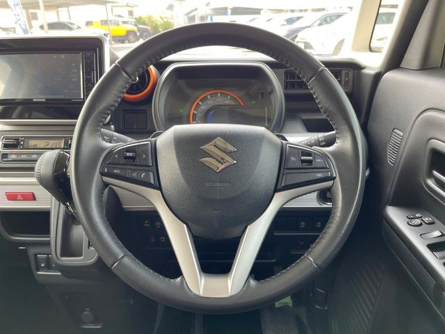 �y�����v�����X�e�A�����O�z�㎿�Ȋv���g�p���邱�ƂŁA��ɂ����������݂ƂĂ��^�]���₷���n���h���ł���