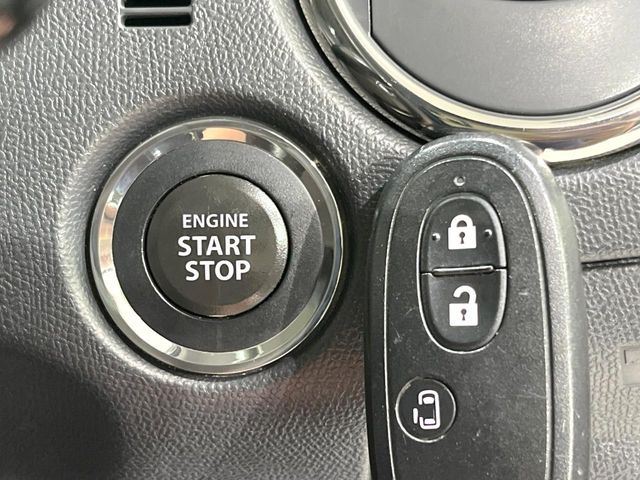 �y�L�[���X�X�^�[�g�V�X�e���z�J�o����|�P�b�g�ɓ��ꂽ�܂܂ł��h�A�̎{���E�������\�ȃX�}�[�g�L�[�𑕔��B�G���W���̃I���E�I�t�����J�M�����o���K�v����������Ƃ��Ă��֗��ł���