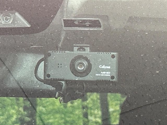 �y�h���C�u���R�[�_�[�z�h���C�u���R�[�_�[����!���s���͂������A������^�]�⎖�̂ɑ��������ہA�f���ŋL�^���A����̃��X�N�ɔ����܂��B���L�^�pSD�J�[�h�͂��q�l�����g�ł��������������K�v������܂��B