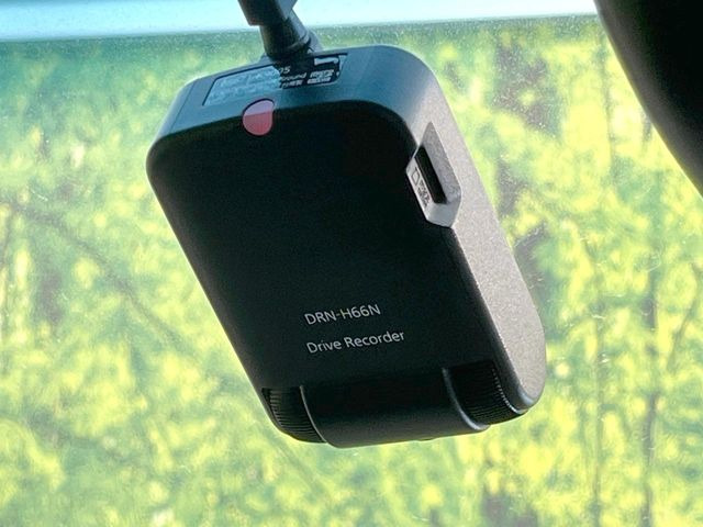 �y�h���C�u���R�[�_�[�z�h���C�u���R�[�_�[����!���s���͂������A������^�]�⎖�̂ɑ��������ہA�f���ŋL�^���A����̃��X�N�ɔ����܂��B���L�^�pSD�J�[�h�͂��q�l�����g�ł��������������K�v������܂��B