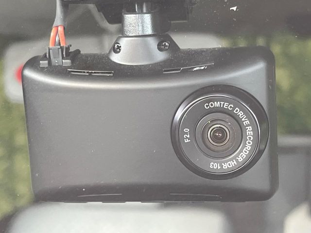 �y�h���C�u���R�[�_�[�z�h���C�u���R�[�_�[����!���s���͂������A������^�]�⎖�̂ɑ��������ہA�f���ŋL�^���A����̃��X�N�ɔ����܂��B���L�^�pSD�J�[�h�͂��q�l�����g�ł��������������K�v������܂��B