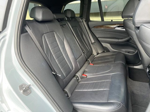 ���㕔���Ȃ��C�ɂȂ�悤�ȃL�Y�E�����ւ��蓙�A�傫�ȃ_���[�W�͂Ȃ��A�ǍD�ȏ�Ԃł��B