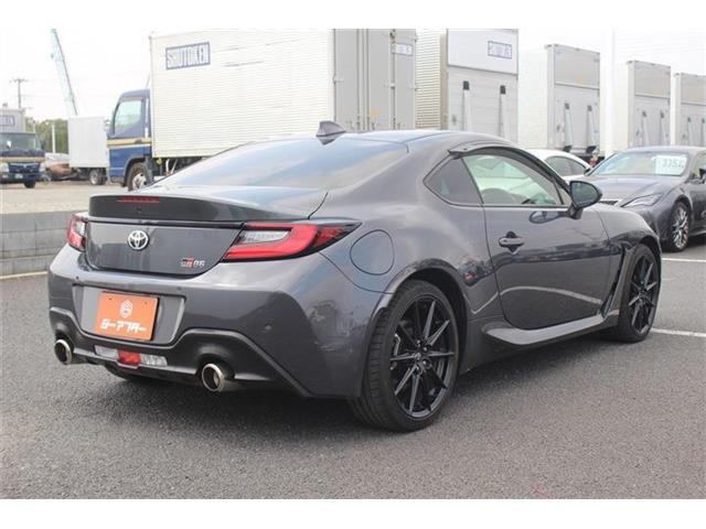 ���Ǝҗl�ւ̔̔��͂��f�肳���Ă��������܂��B�Ԍ������ԗ��̏ꍇ�́A�Ԍ����擾�������x�������z�ŕ\�����Ă���܂��B